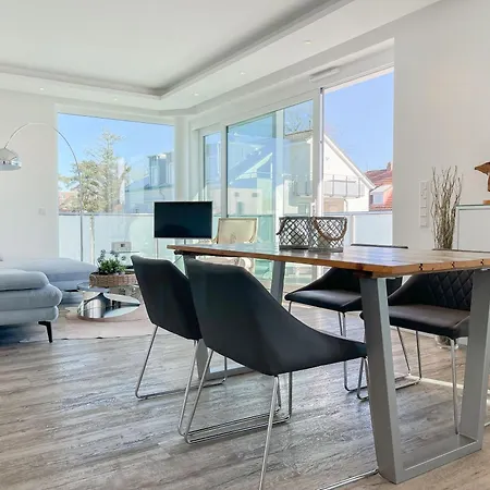 아파트 Timmare Iii Penthouse 티멘도르프스트랜드