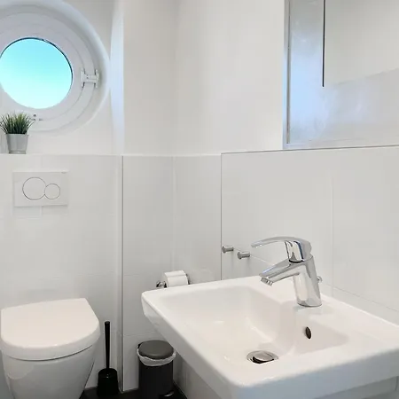 Apartment Timmare Iii Penthouse